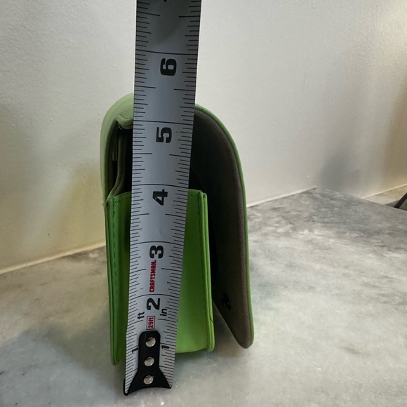 Mini Mate Camera Case - Picture 9 of 9